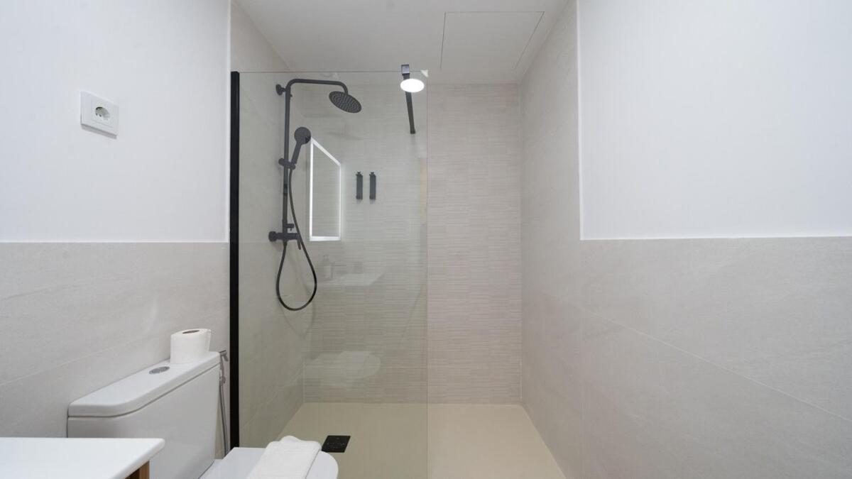 Xpce Victoria 3 Center Apartment *